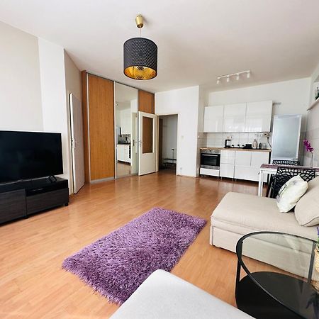 After Two Apartment บราติสลาวา ภายนอก รูปภาพ