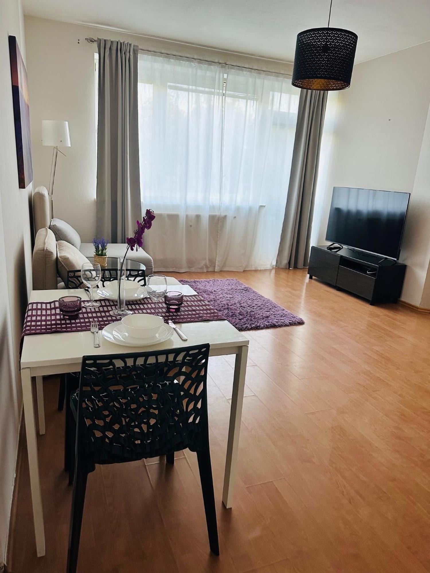 After Two Apartment บราติสลาวา ภายนอก รูปภาพ