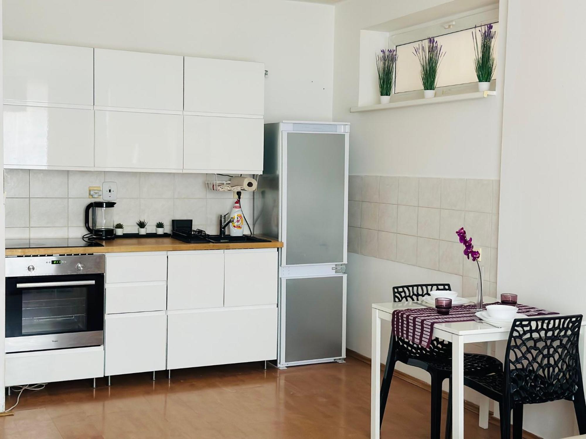After Two Apartment บราติสลาวา ภายนอก รูปภาพ